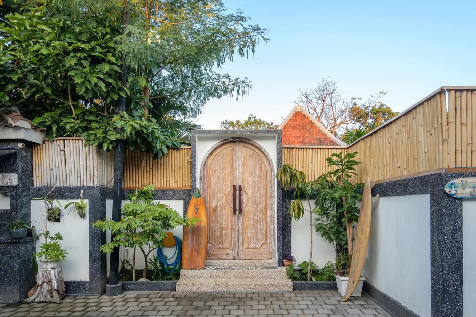 Madeira Javanese Joglo, Villa *