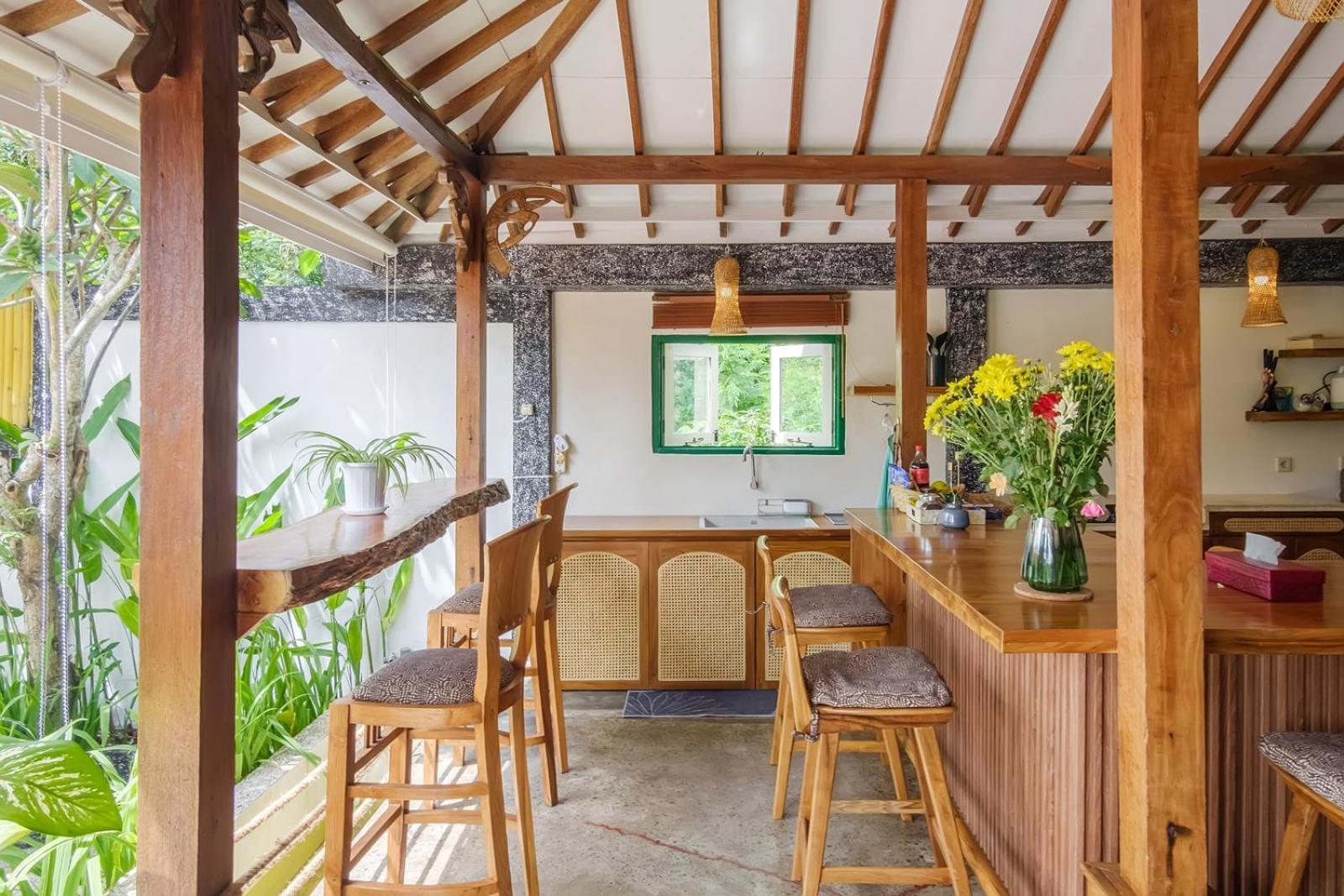 Madeira Javanese Joglo, Villa