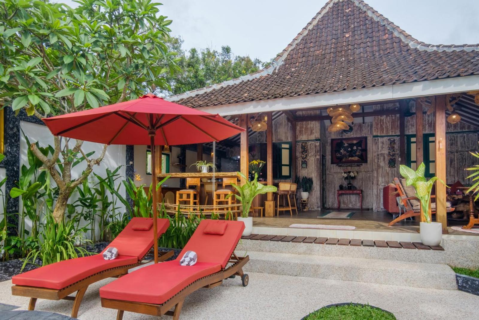 Villa Madeira Javanese Joglo, Jimbaran (Bali)